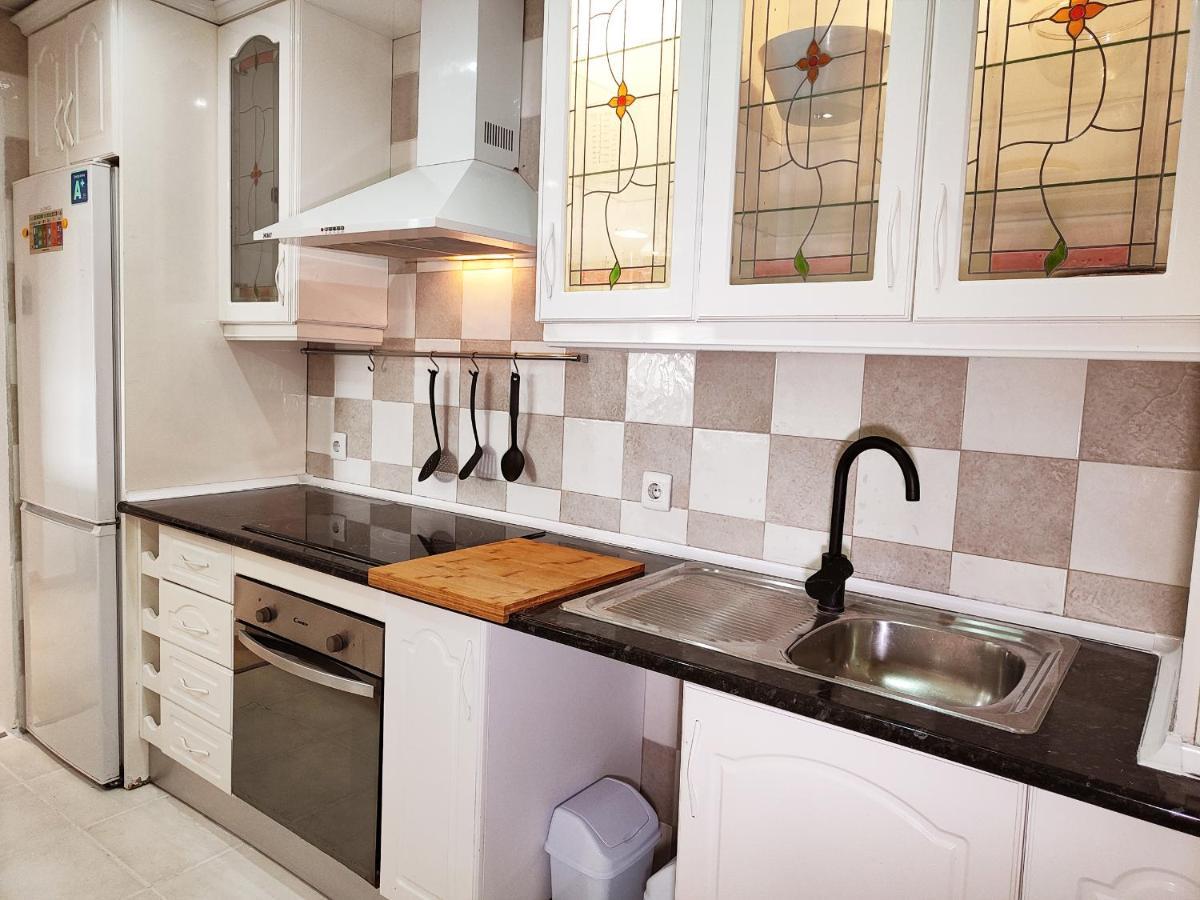2bdr Sunny With Pool And Private Parking In Appartement *